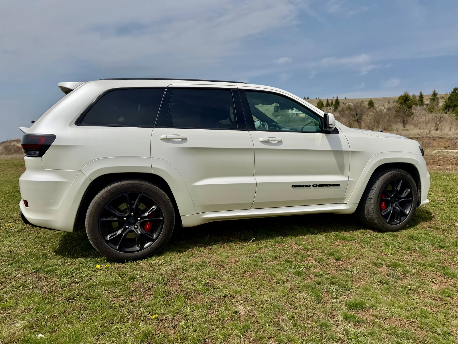 Jeep Grand cherokee SRT, снимка 3 - Автомобили и джипове - 54229317