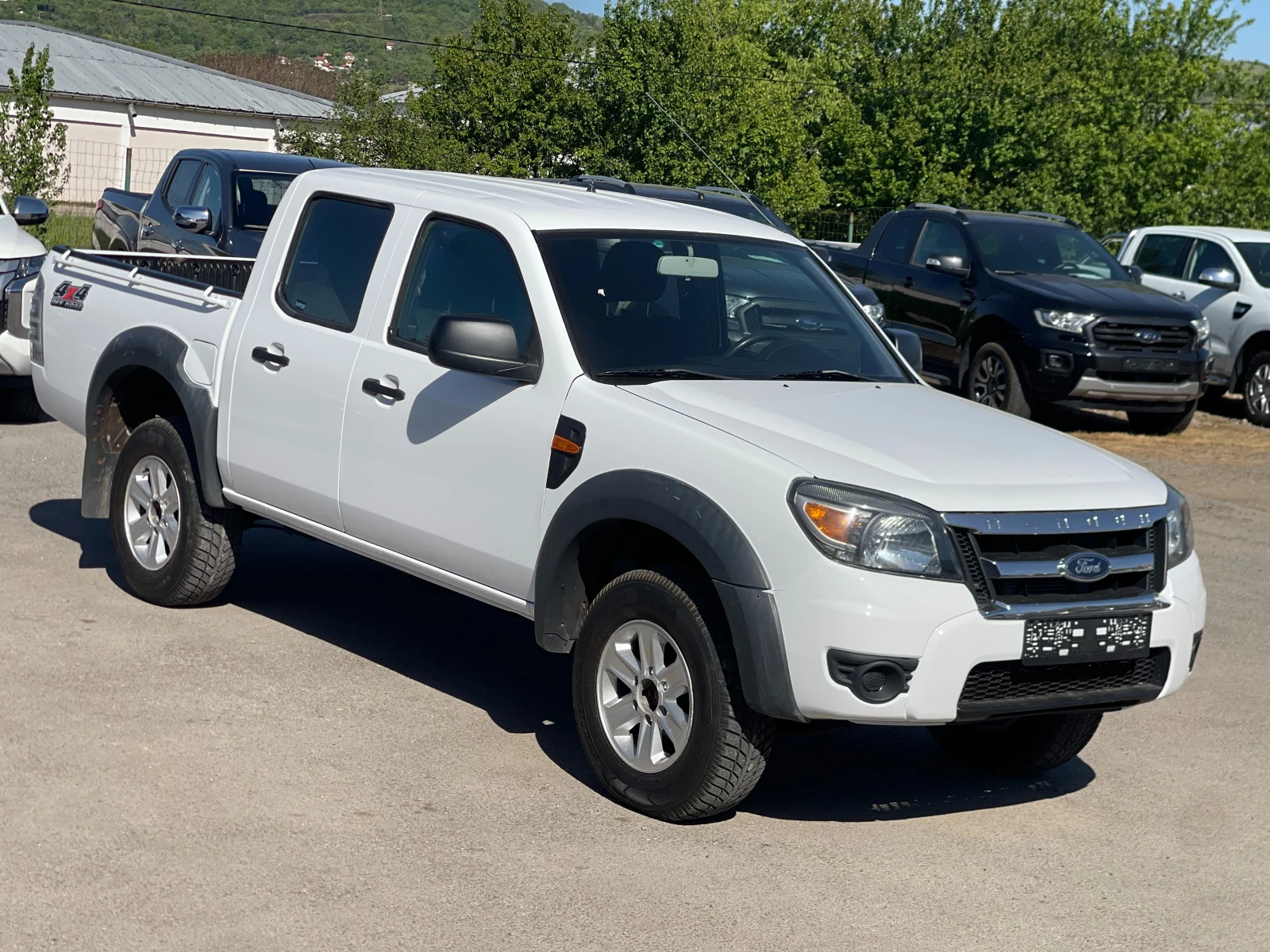 Ford Ranger 2.5TDCi 4x4, снимка 10 - Автомобили и джипове - 54339594