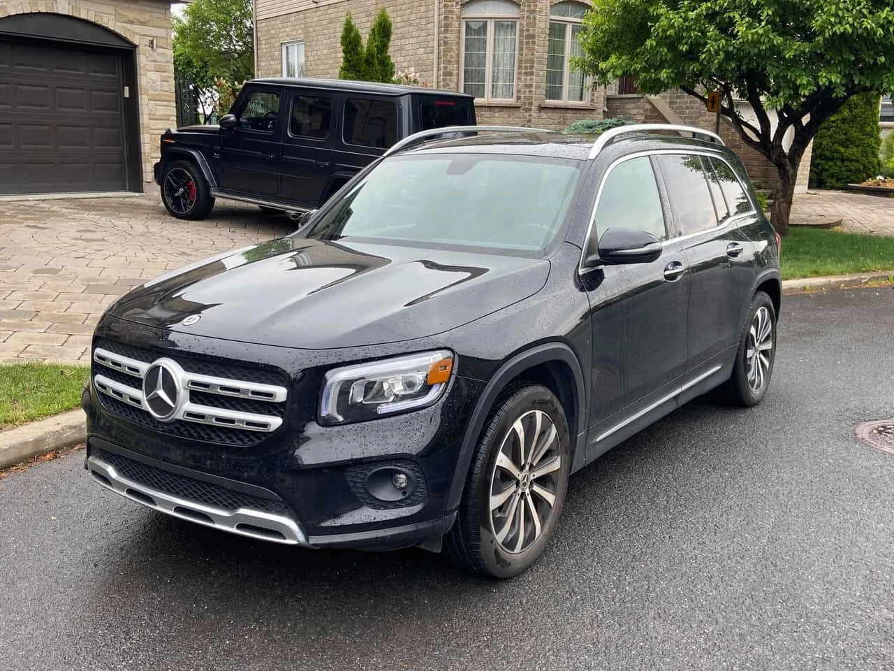 Mercedes-Benz GLB 250 4MATIC/ПАНОРАМА/ПОДГРЕВИ/OT MERCEDES