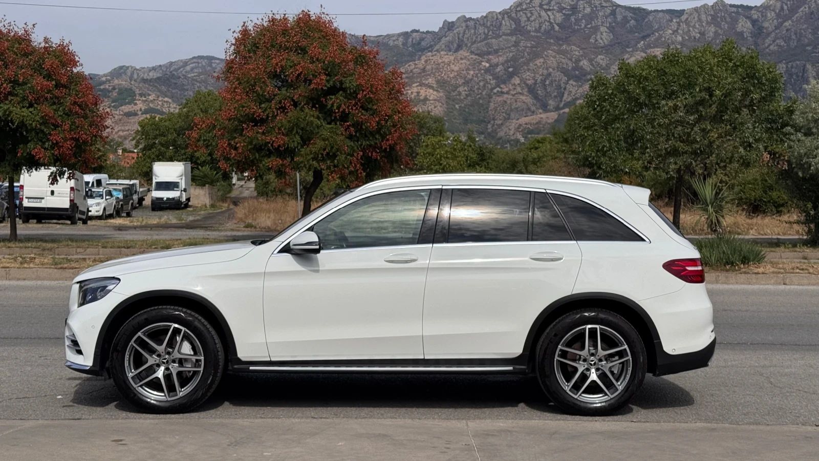 Mercedes-Benz GLC 250 d AMG 4MATIC* AIR* ��������* ������* EXECUTIVE*  | Mobile.bg � ����������� 2