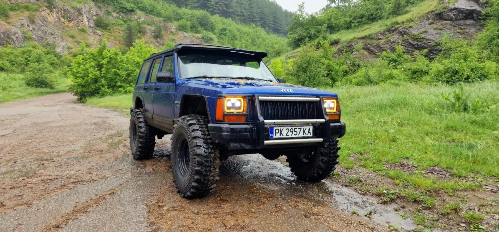 Jeep Cherokee, снимка 4 - Автомобили и джипове - 55961247