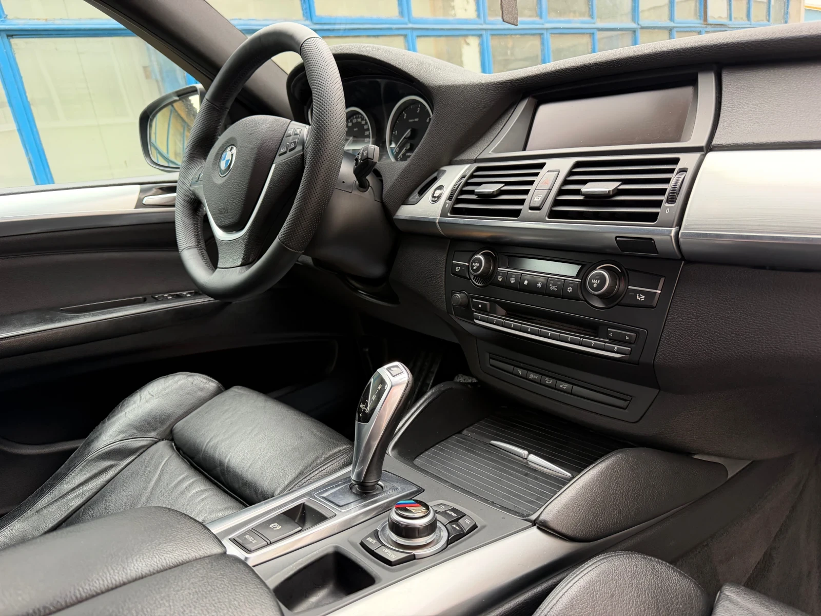 BMW X6 xDrive40d , снимка 9 - Автомобили и джипове - 56730620