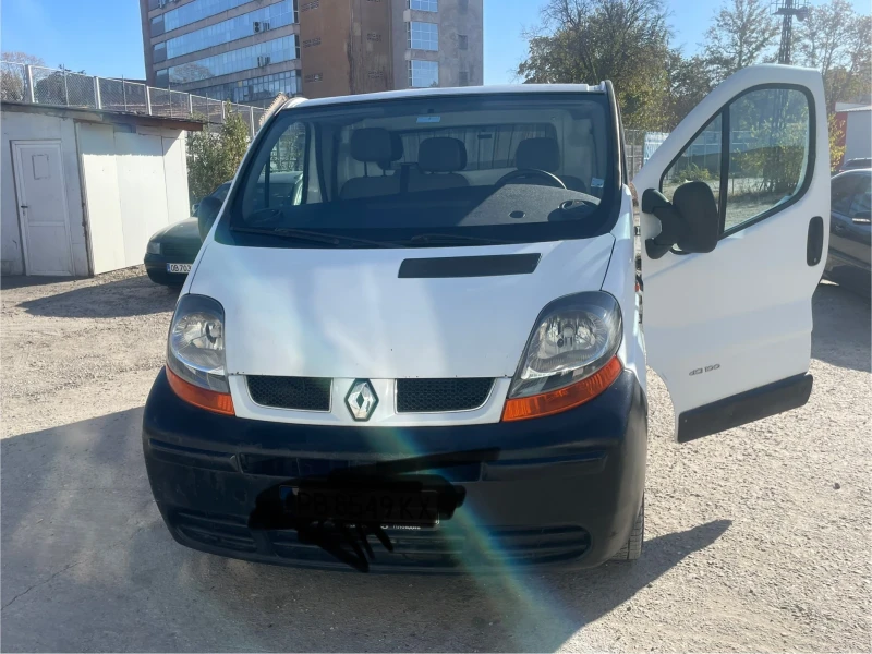 Renault Trafic, снимка 1 - Бусове и автобуси - 48911205