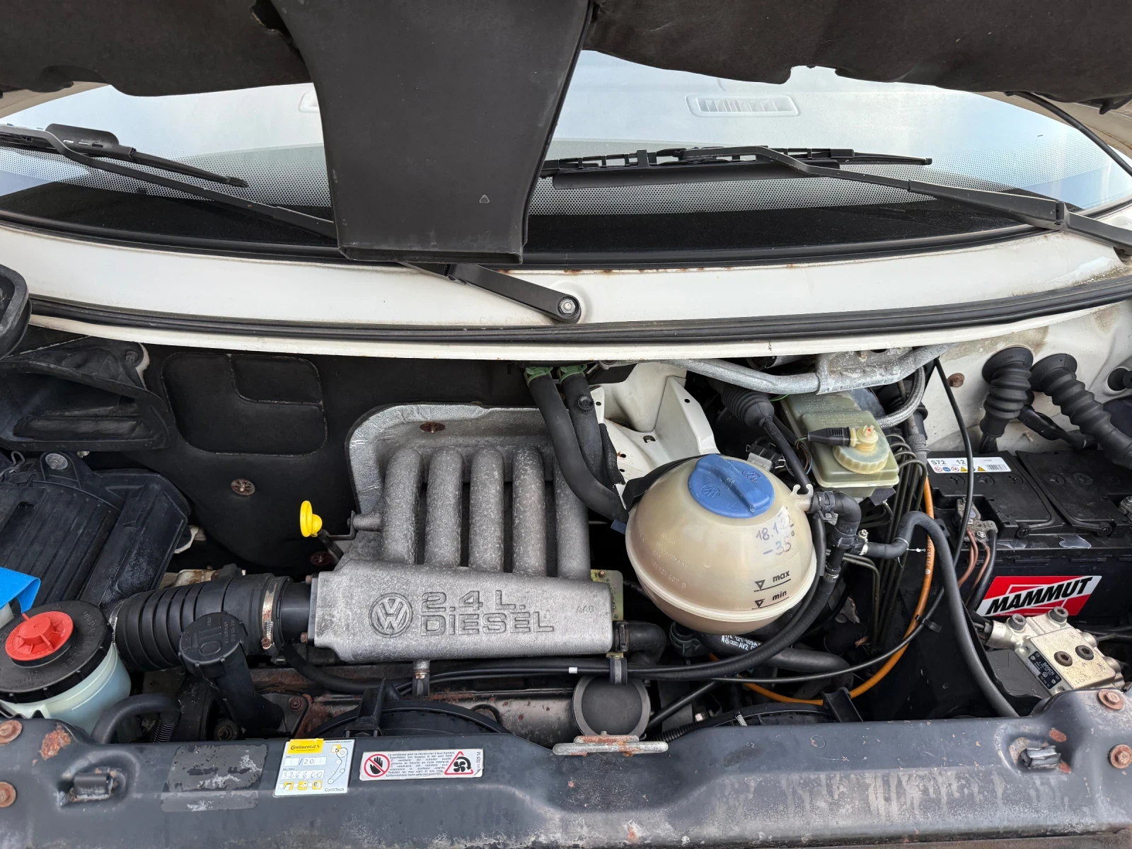 VW Transporter T4 9 МЕСТА, снимка 16 - Бусове и автобуси - 54341321