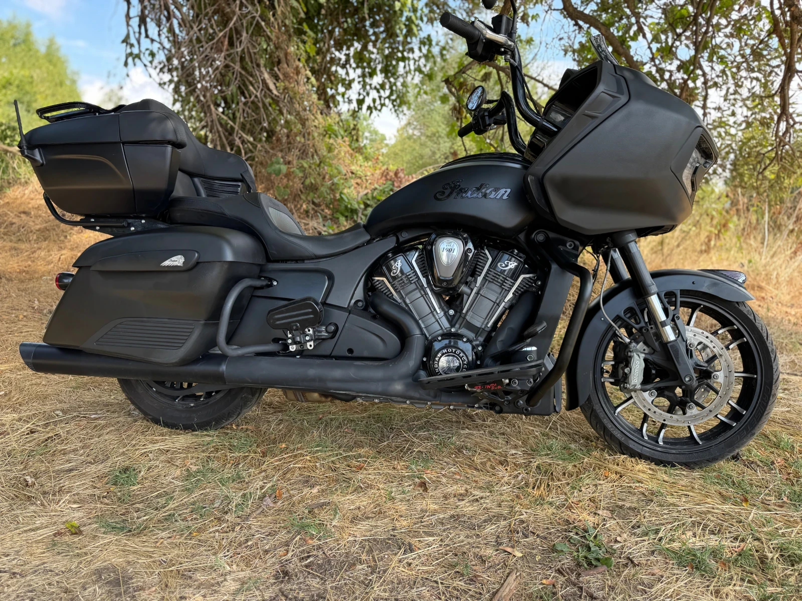 Indian Challenger Pursuit Dark Horse, снимка 1