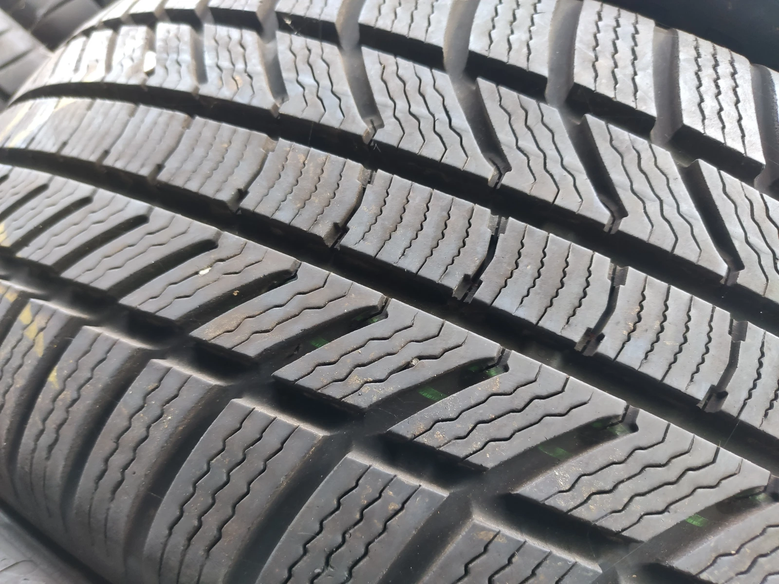  235/55R18 | Mobile.bg   5