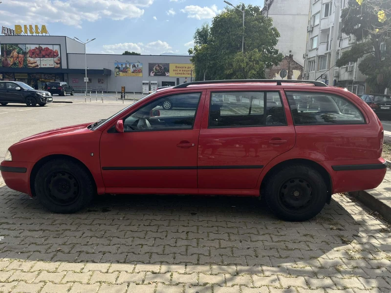 Skoda Octavia Tour 1.9, снимка 6 - Автомобили и джипове - 47146960