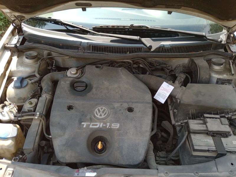 VW Golf 90 hp, снимка 5 - Автомобили и джипове - 47562079