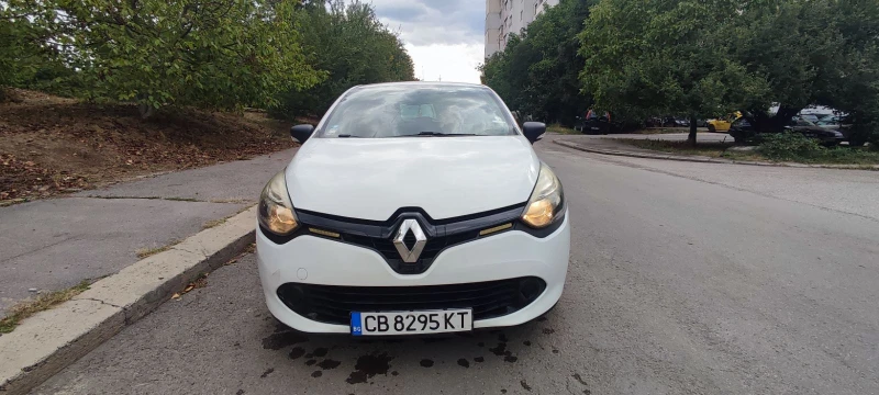 Renault Clio, снимка 8 - Автомобили и джипове - 47228411