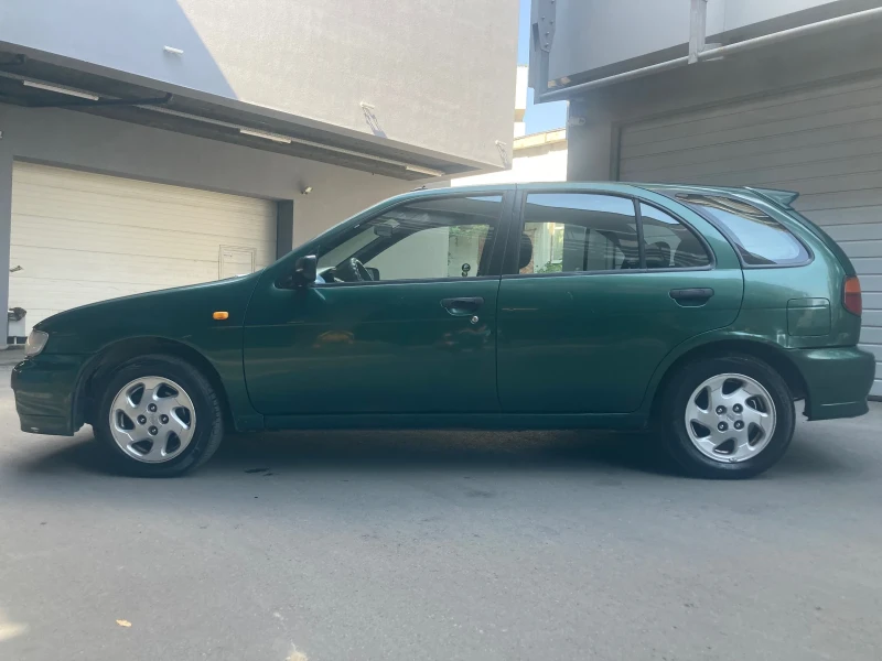 Nissan Almera 1, 6 slx, снимка 5 - Автомобили и джипове - 47392156