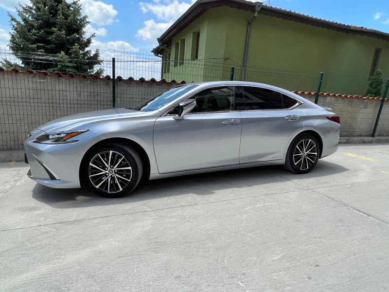 Lexus ES 300 h Luxury, снимка 4 - Автомобили и джипове - 47999212