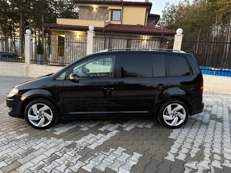 VW Touran AVTOMATIK-UNKAT, снимка 3 - Автомобили и джипове - 48500522