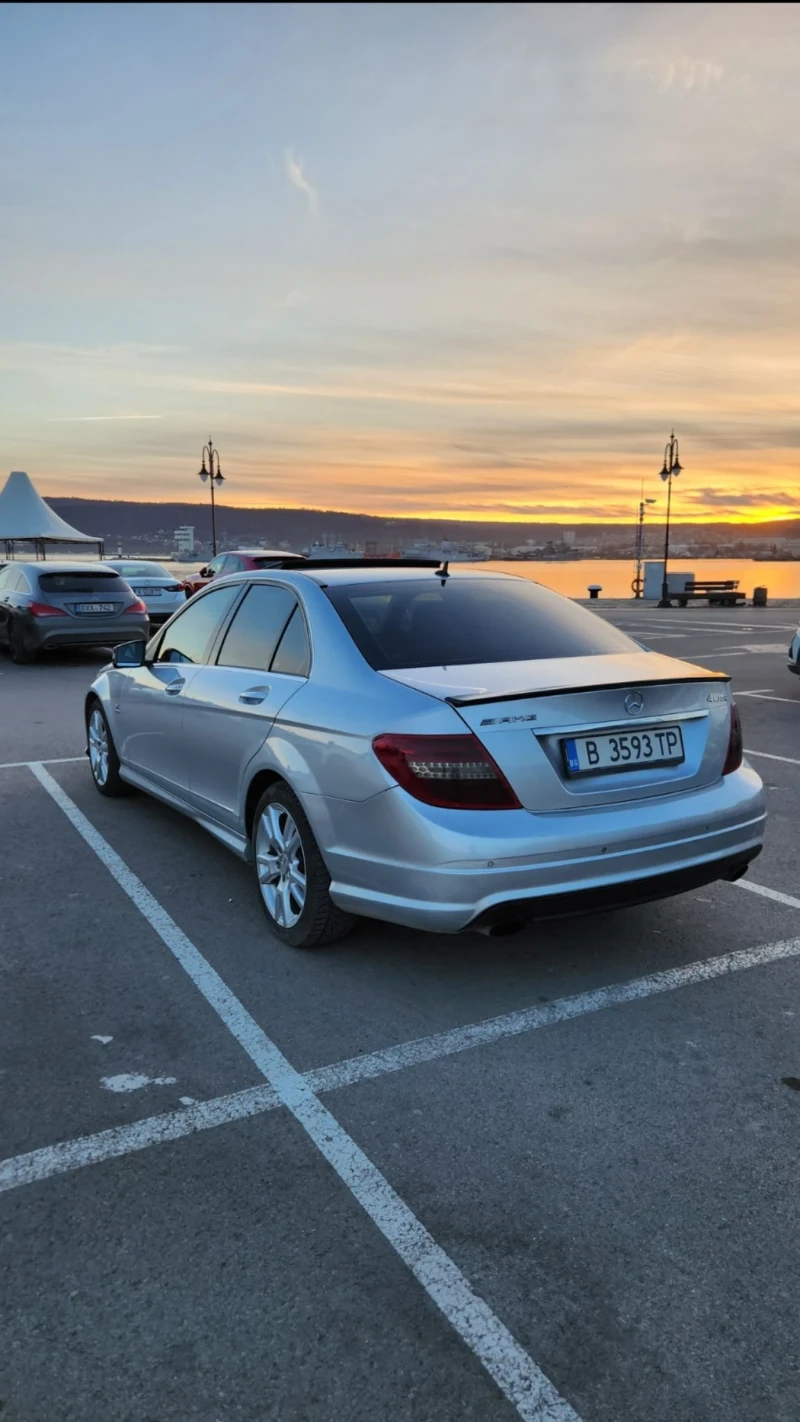 Mercedes-Benz C 320 4-matic, 7-G tronic, снимка 2 - Автомобили и джипове - 49031196