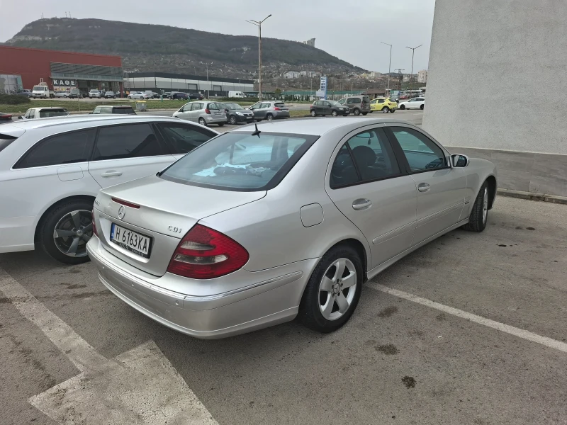 Mercedes-Benz E 220 220 cdi, снимка 3 - Автомобили и джипове - 49508702