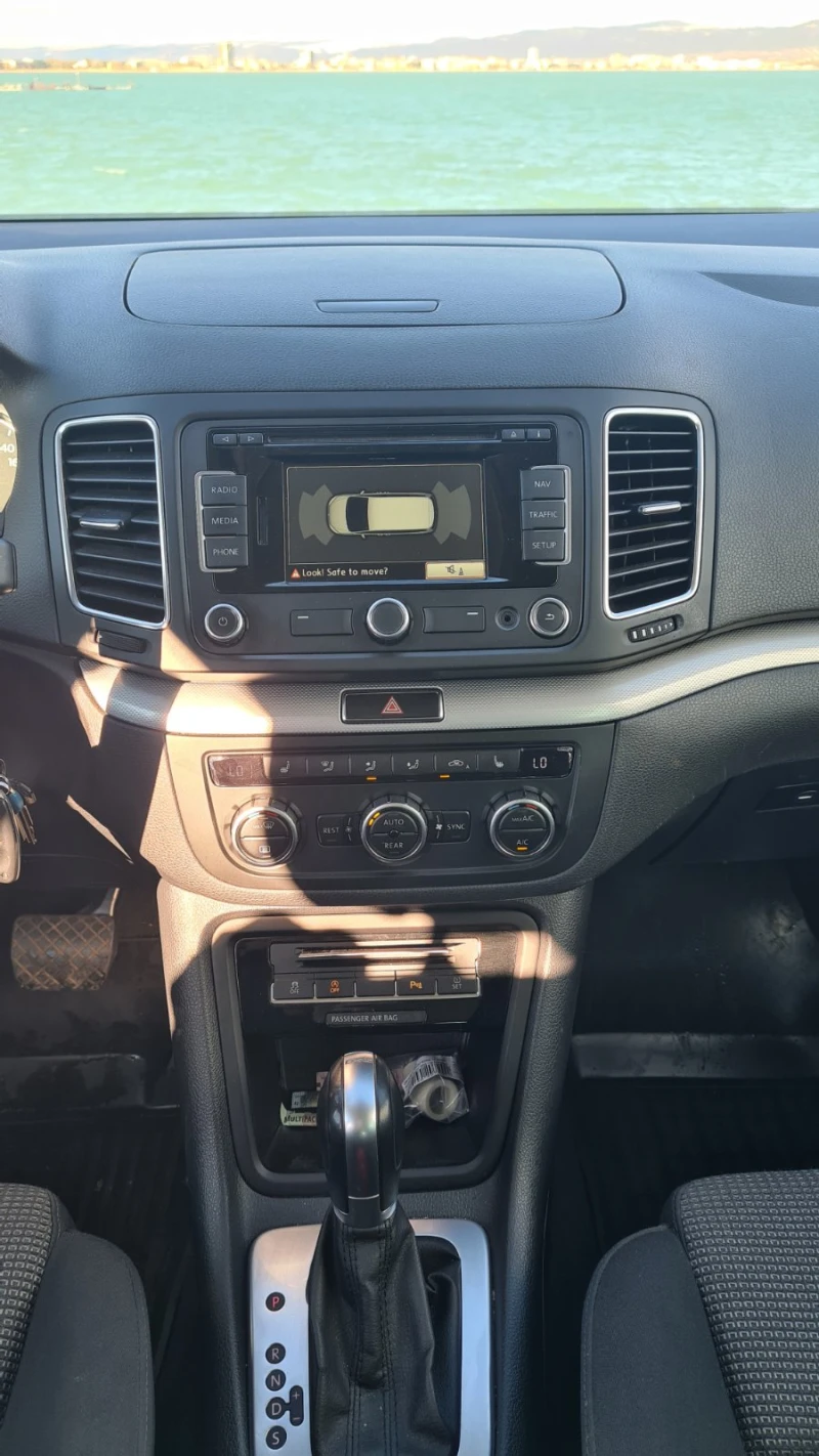 VW Sharan 7 местен/от Швейцария, снимка 14 - Автомобили и джипове - 52474158