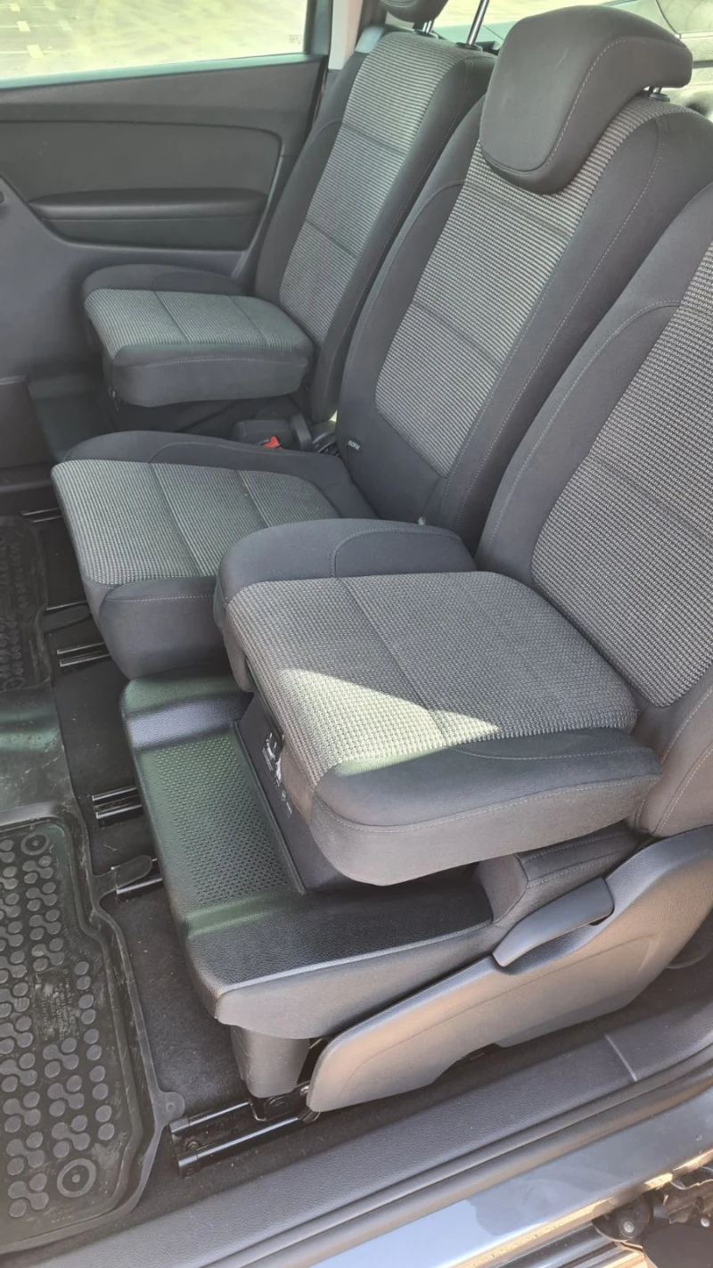 VW Sharan 7 местен/от Швейцария, снимка 10 - Автомобили и джипове - 52474158