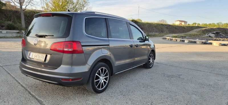 VW Sharan 7 местен/от Швейцария, снимка 9 - Автомобили и джипове - 52474158