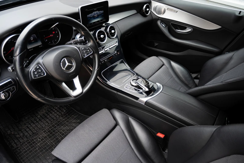 Mercedes-Benz C 200, снимка 11 - Автомобили и джипове - 50367668