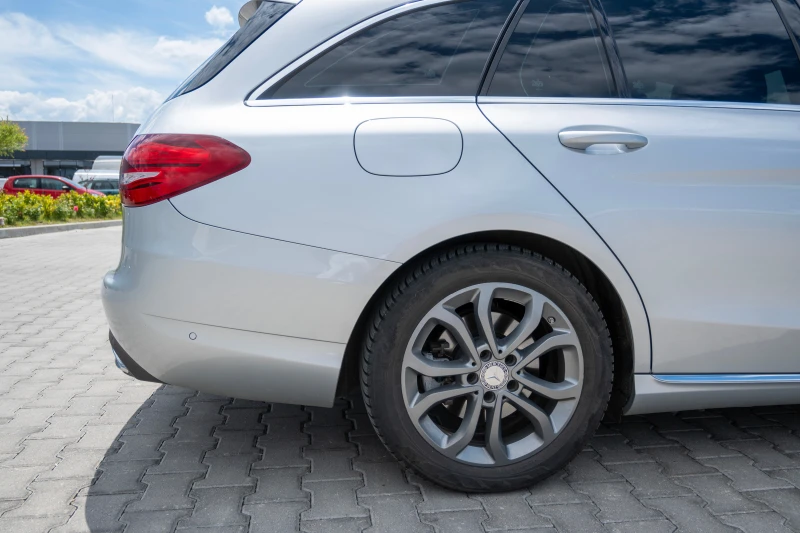 Mercedes-Benz C 200, снимка 6 - Автомобили и джипове - 50367668