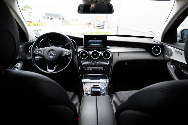 Mercedes-Benz C 200, снимка 8 - Автомобили и джипове - 50367668