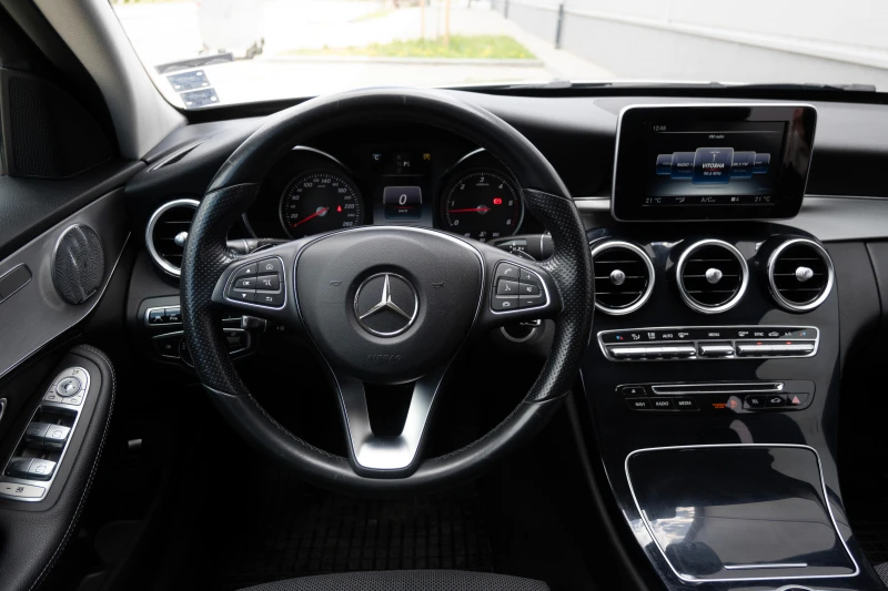 Mercedes-Benz C 200, снимка 9 - Автомобили и джипове - 50367668