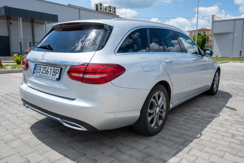 Mercedes-Benz C 200, снимка 4 - Автомобили и джипове - 50367668