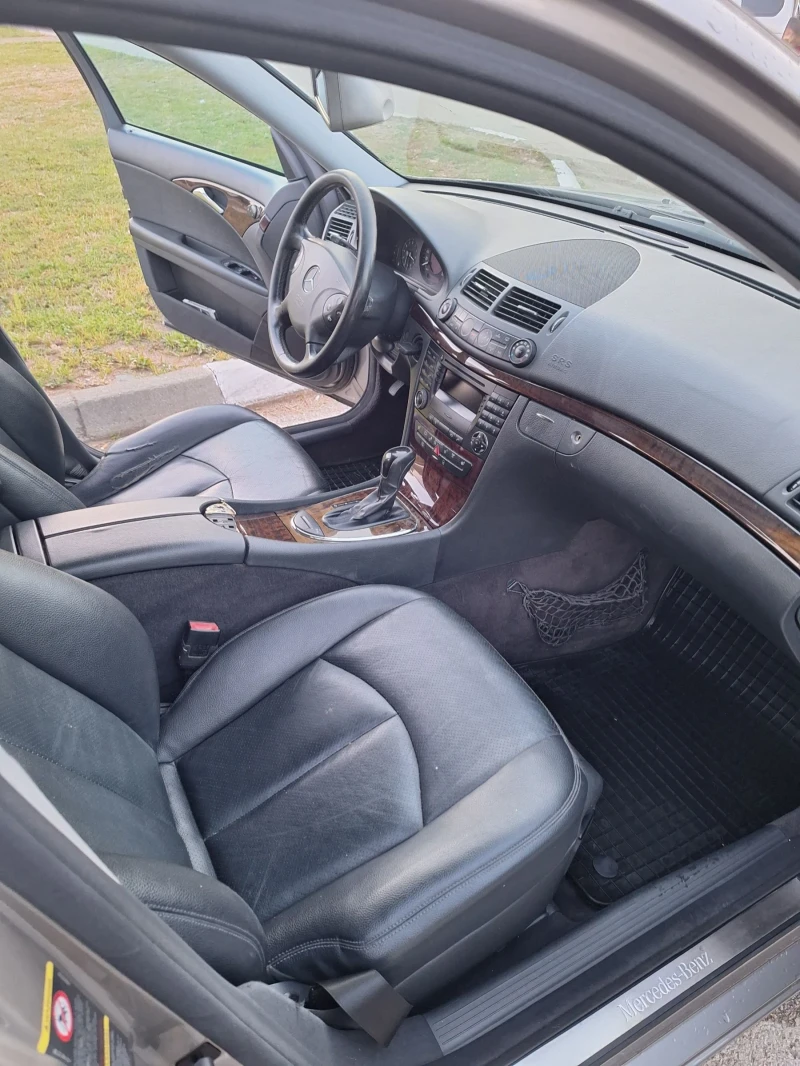 Mercedes-Benz E 320 3.2 cdi 224 к.с. V6, снимка 7 - Автомобили и джипове - 52661586