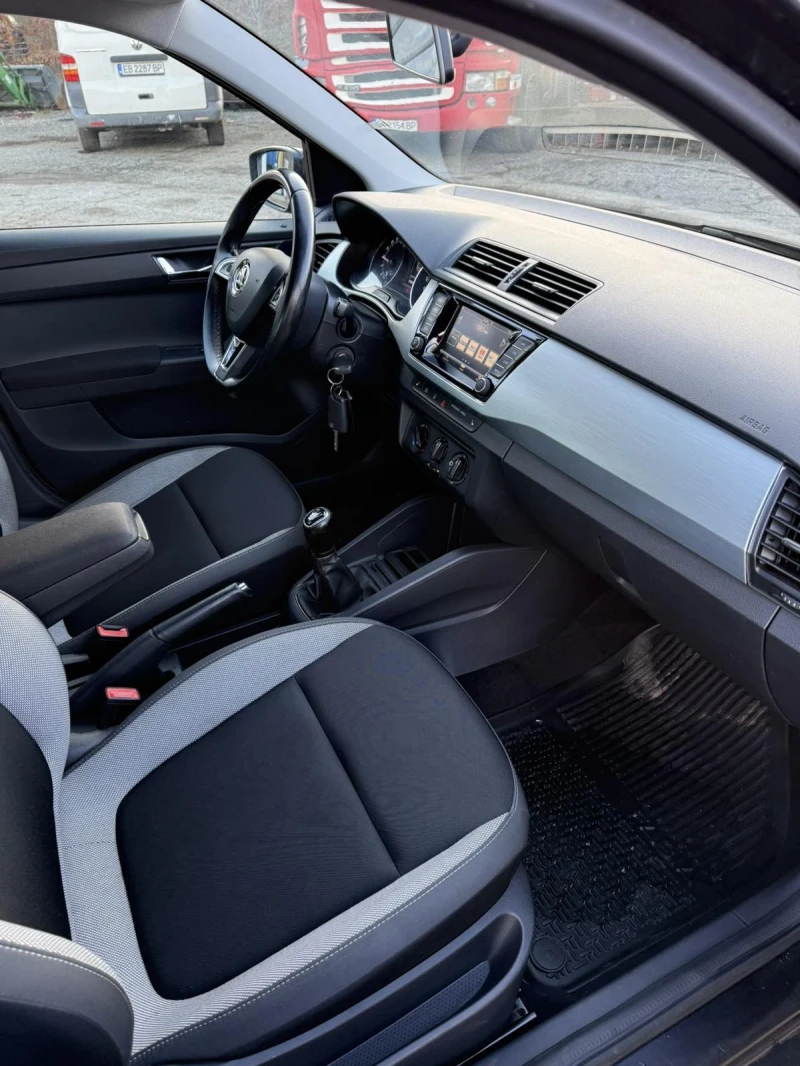 Skoda Fabia 1.4 TDI, снимка 12 - Автомобили и джипове - 52887792