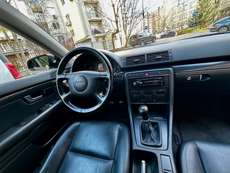 Audi A4 Avant, Кожен салон, снимка 6 - Автомобили и джипове - 52937770