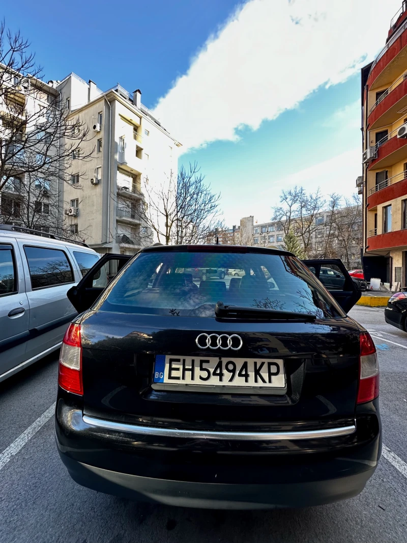Audi A4 Avant, Кожен салон, снимка 4 - Автомобили и джипове - 52937770