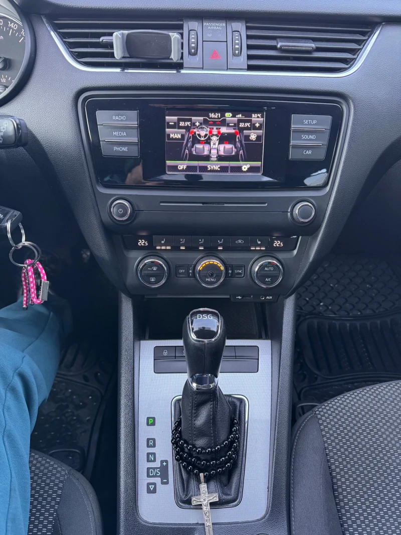 Skoda Octavia, снимка 9 - Автомобили и джипове - 52938237