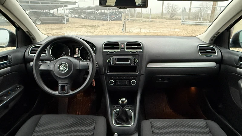 VW Golf 1.6TDI/105кс/EURO 5/ПОДГРЕВ СЕДАЛКИ, снимка 10 - Автомобили и джипове - 53278860