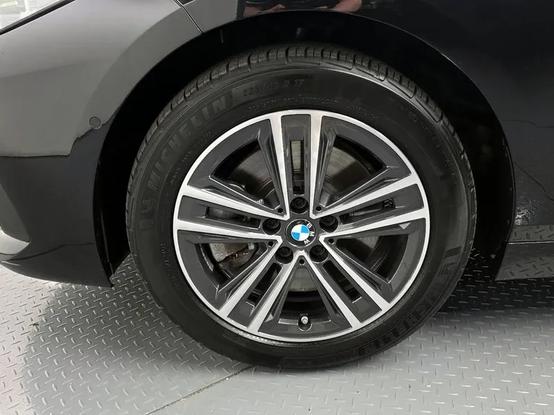 BMW 218 Gran Coupe (F44) 220I Advantage, снимка 5 - Автомобили и джипове - 56016818
