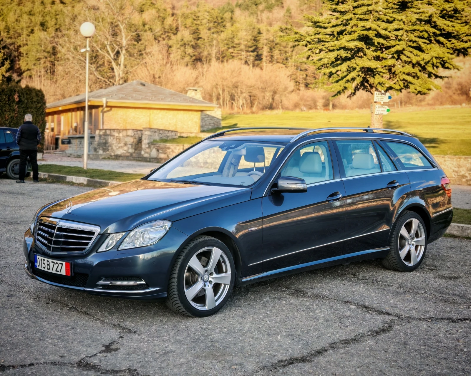 Mercedes-Benz E 350 4Matic Airmatic Distronic Night vision Печка FULL, снимка 1