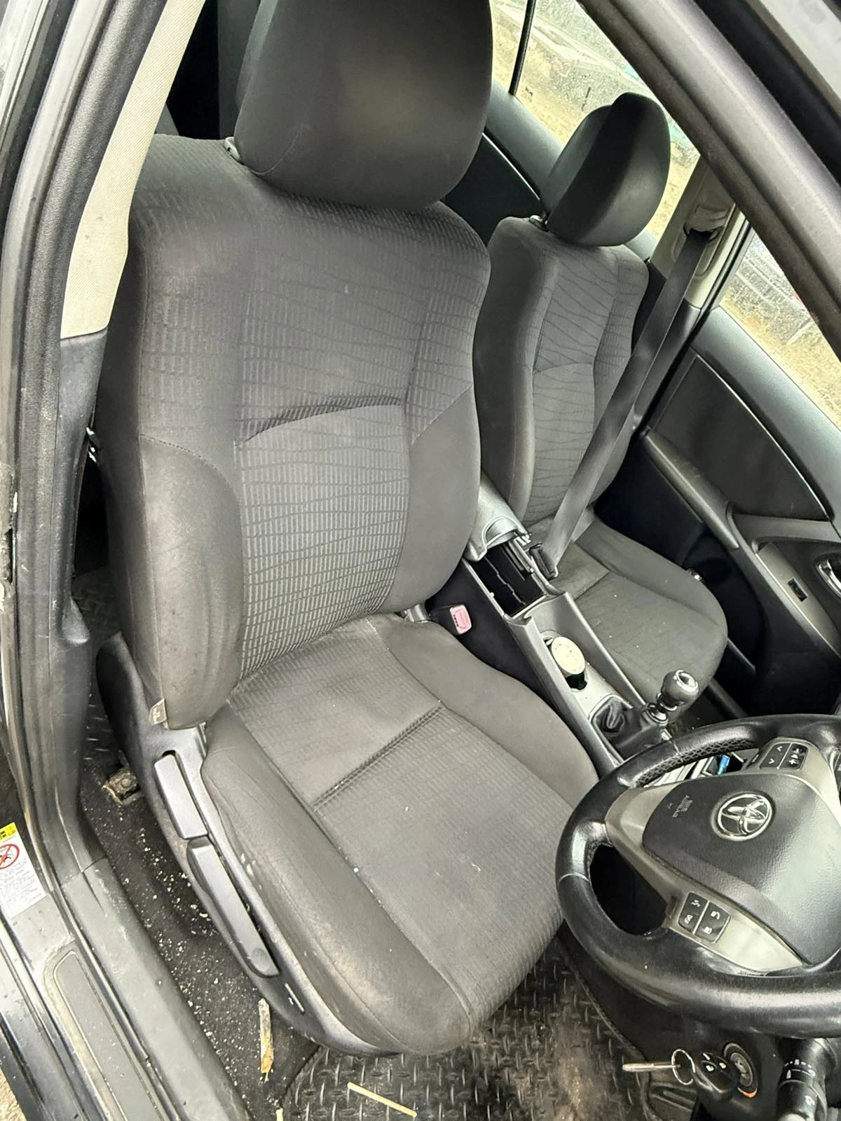 Toyota Avensis 2.2 D-4D, 150 �. � �� ����� | Mobile.bg � ����������� 9