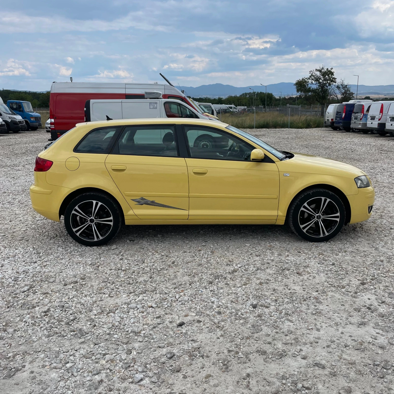 Audi A3 2.0TDi-Автоматик - изображение 7