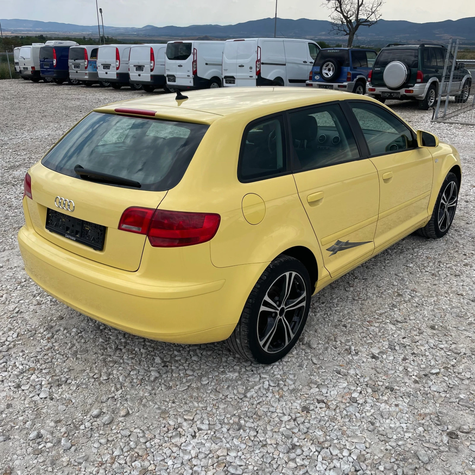 Audi A3 2.0TDi-Автоматик - изображение 6