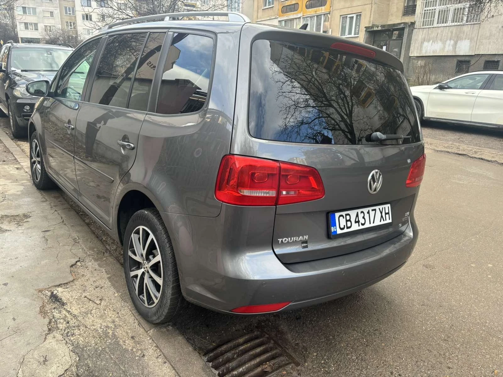 VW Touran VW Touran 1.4 TGi EUR.5B - изображение 4