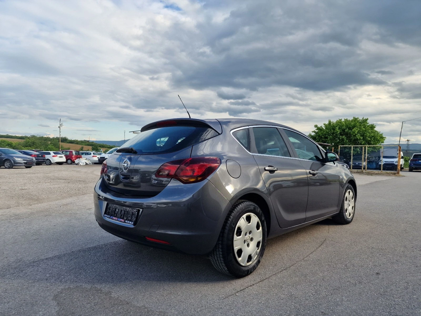 Opel Astra 1, 7CDTI - изображение 6