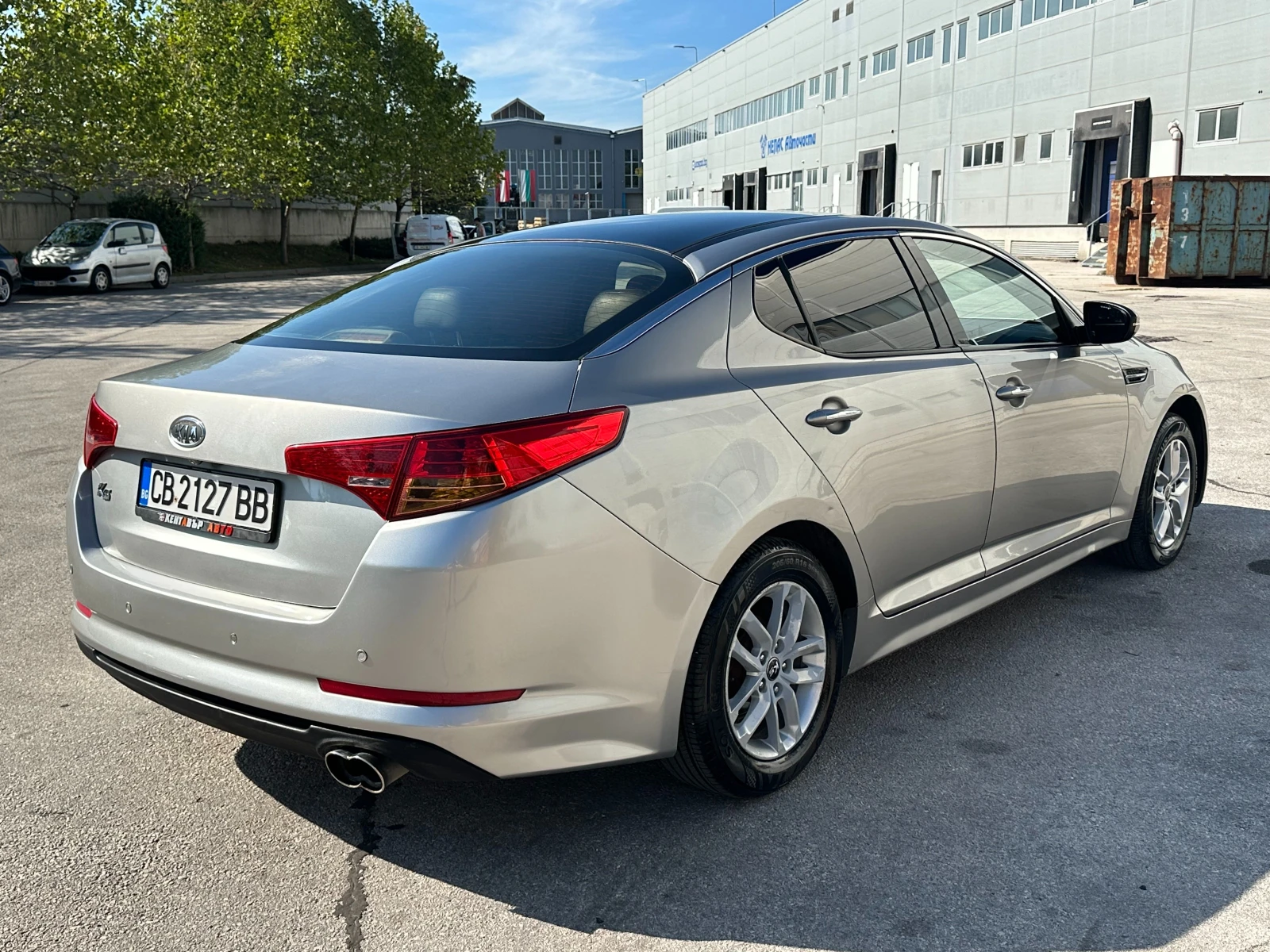 Kia Optima 2.0i 156к.с. Автоматик Газ - изображение 4