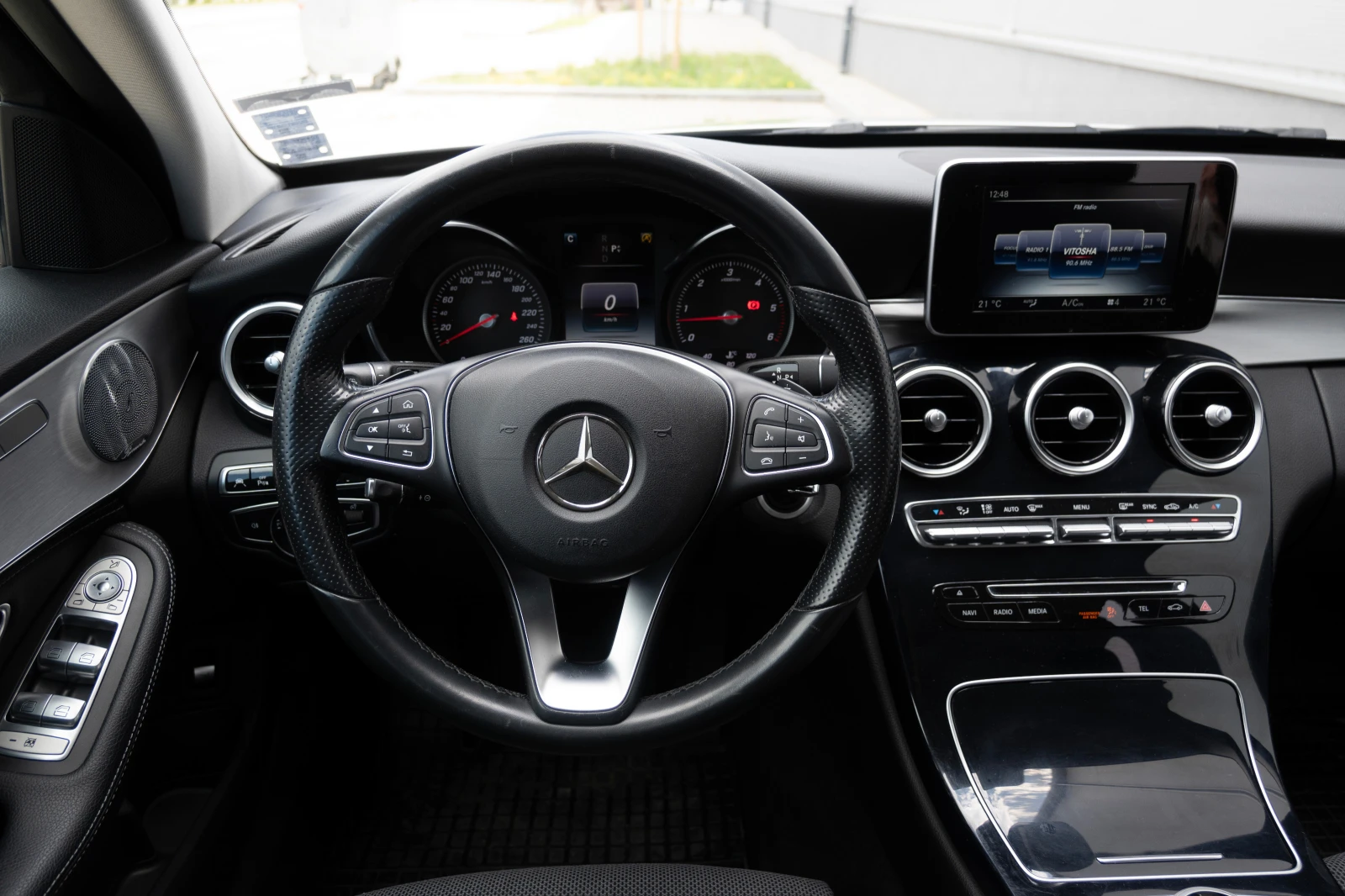 Mercedes-Benz C 200  - изображение 9