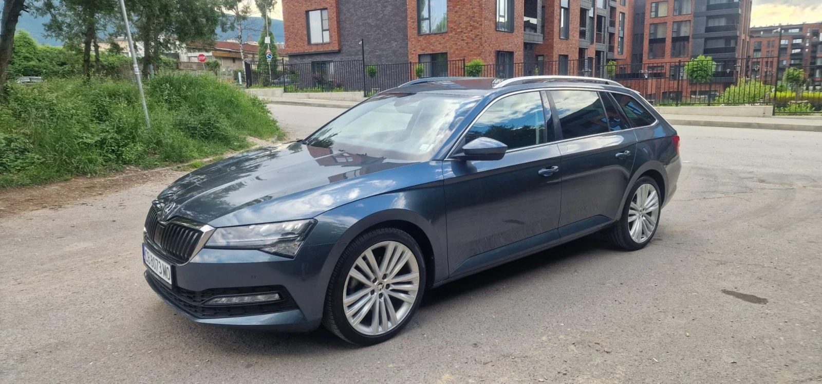 Skoda Superb 2.0 TDI FASSE - изображение 9