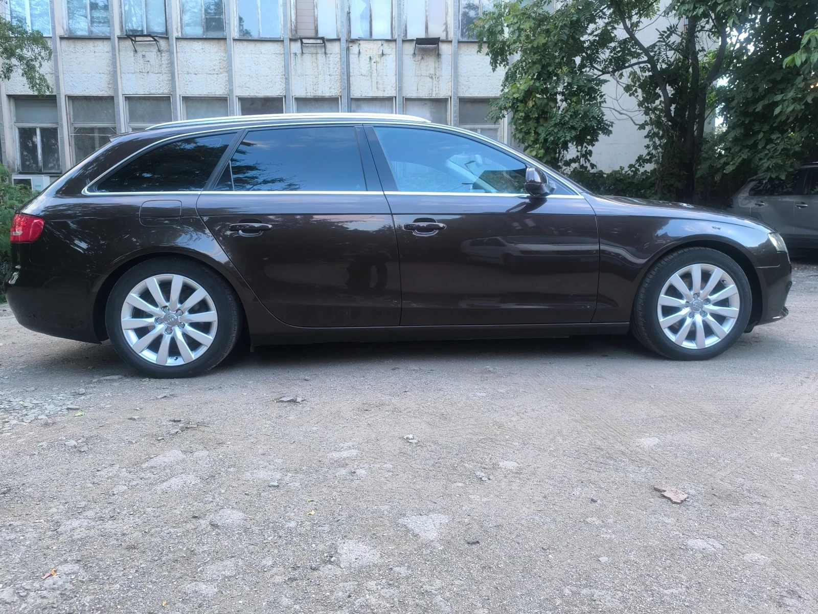 Audi A4  - изображение 4