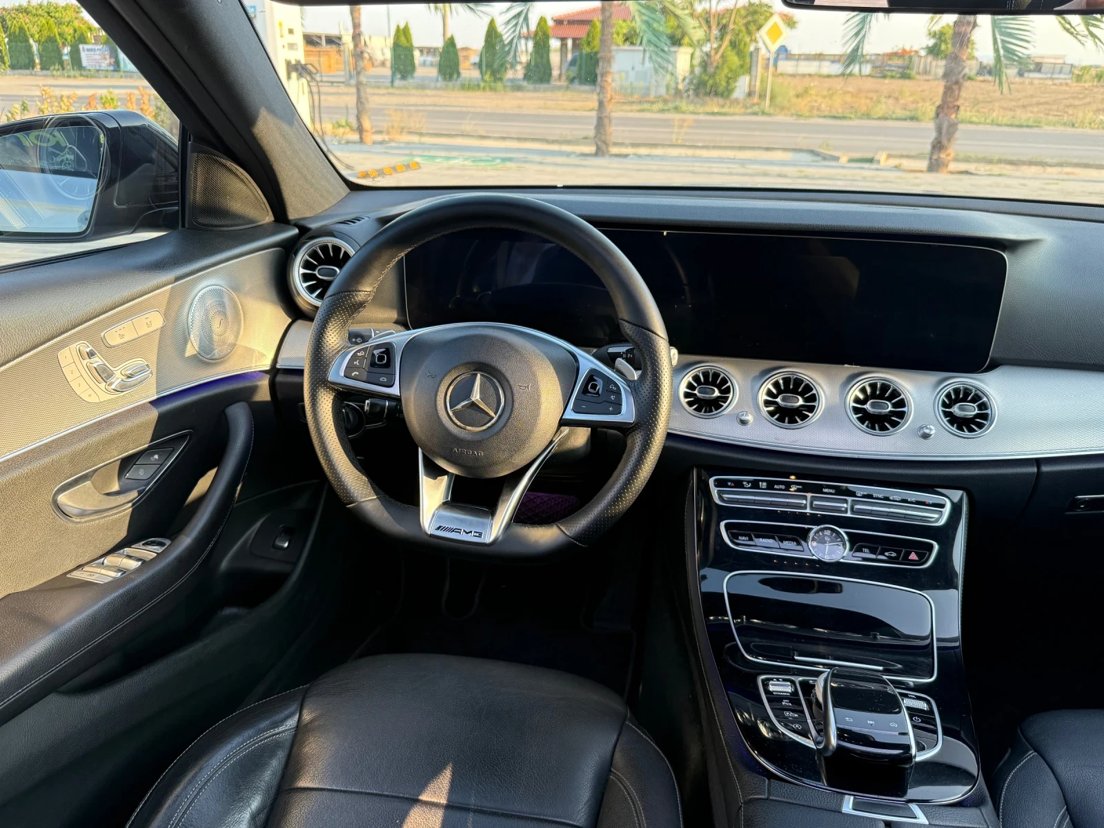 Mercedes-Benz E 220 D MULTIBEAM/BURMESTER/PANORAMA/360 - изображение 10