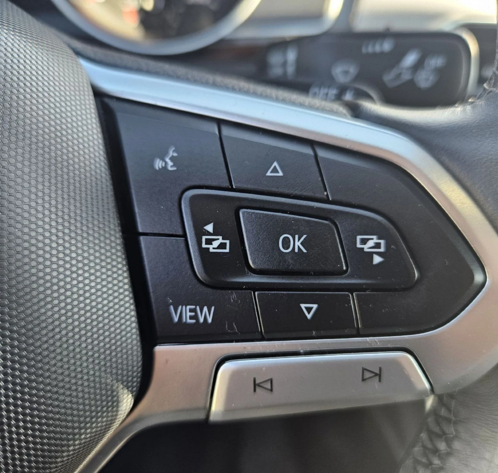 VW Passat 1.5 TSI ELEGANCE.110KW.KAMERA.NAVI.LED - изображение 10