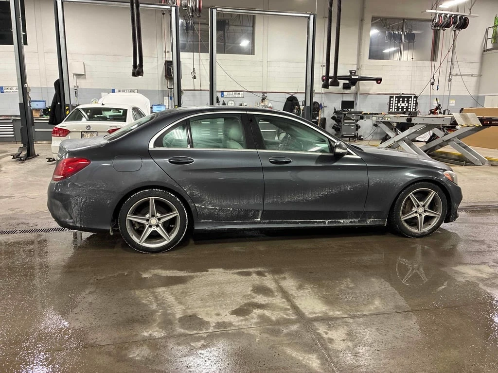 Mercedes-Benz C 300 * CARFAX * ПОДГРЕВ* ПАНОРАМА*  - изображение 3