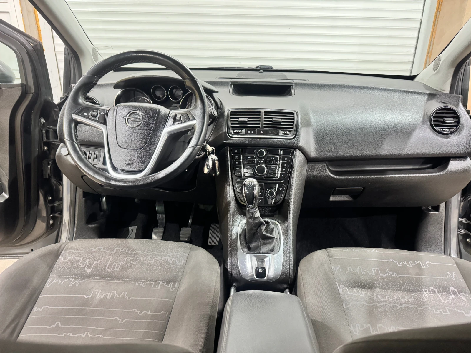 Opel Meriva B, снимка 7 - Автомобили и джипове - 53903300