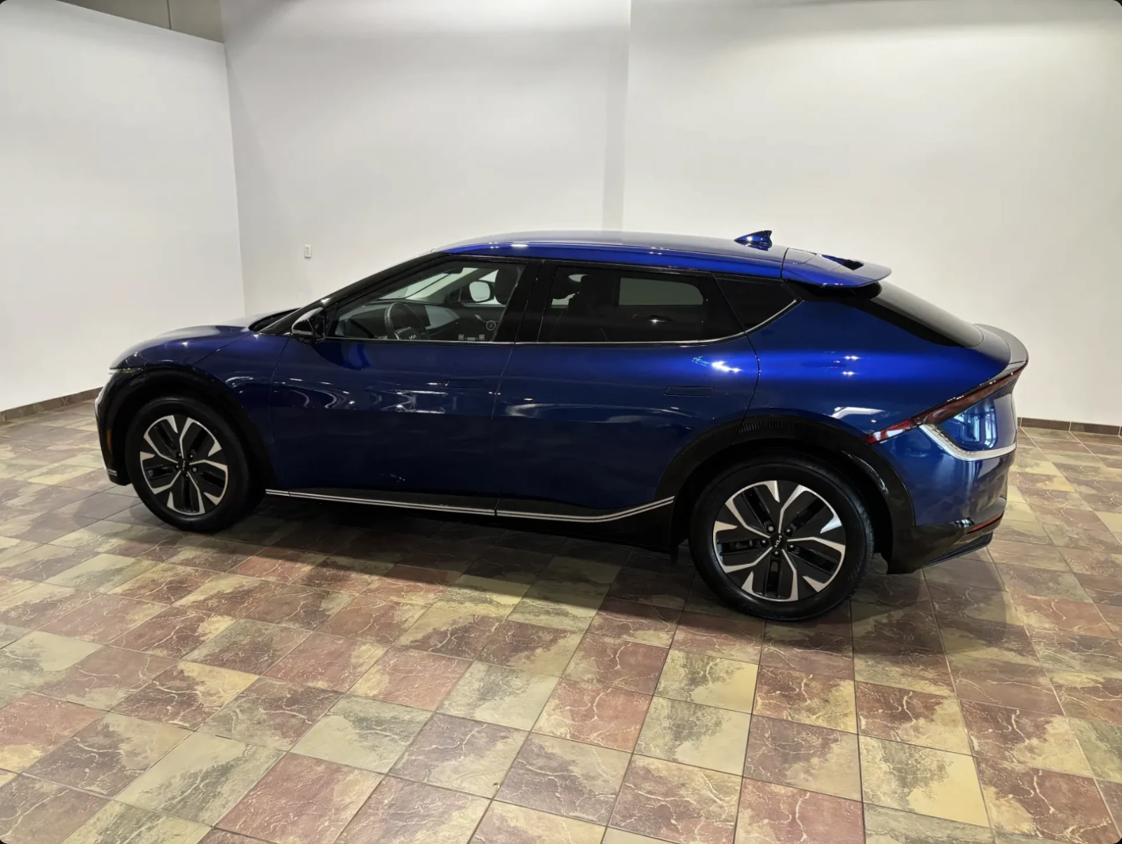 Kia EV6 LONG RANGE/44 061 km! | Mobile.bg � ����������� 4