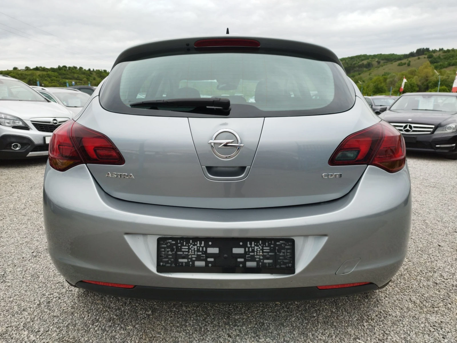 Opel Astra 1.7TDCI COSMO, снимка 4 - Автомобили и джипове - 54479709