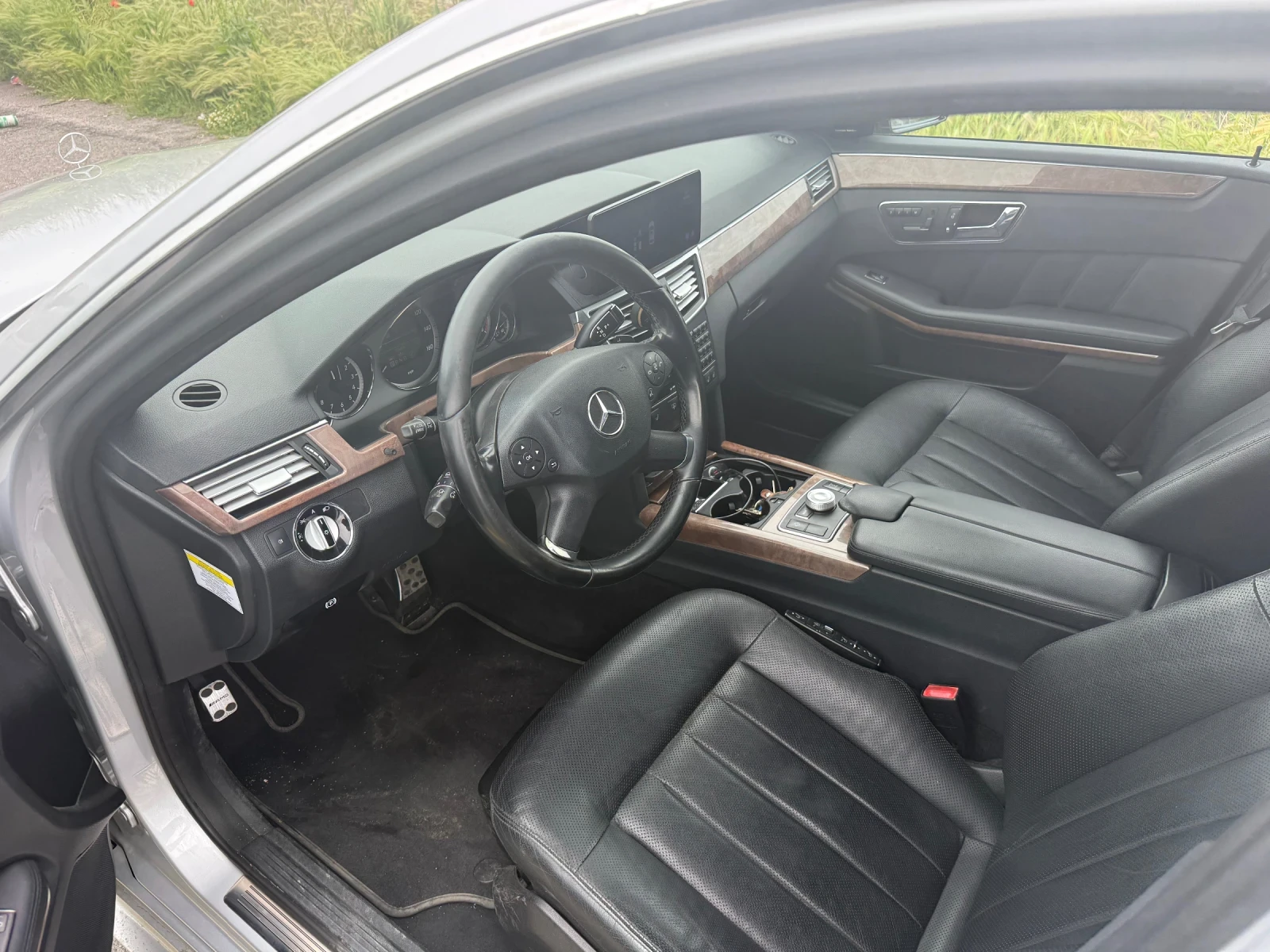Mercedes-Benz E 500 550 4Matic, снимка 5 - Автомобили и джипове - 54641170